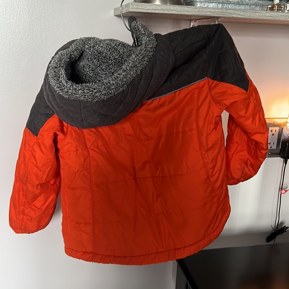 Nice Jacket - Picture 2 of 3